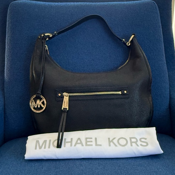 SALE_Michael Kors Black Pebble Leather Hobo Soft & Supple Exc. Cond! Not Outlet - Picture 3 of 13
